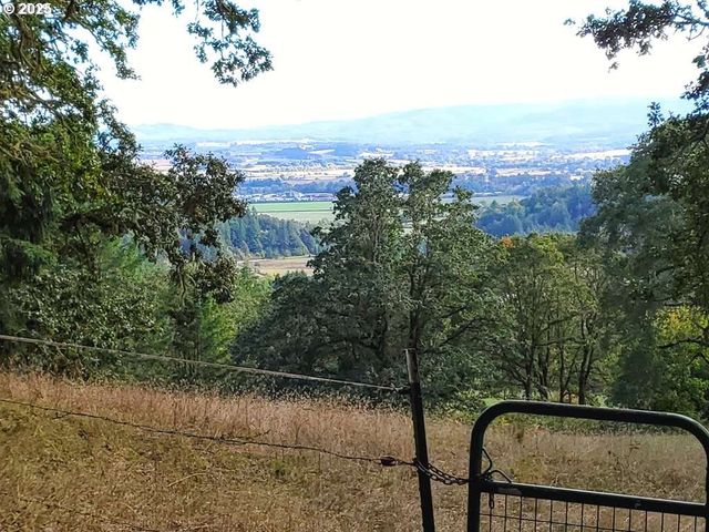 19105 Sw Rock Creek Rd, Sheridan, OR 97378