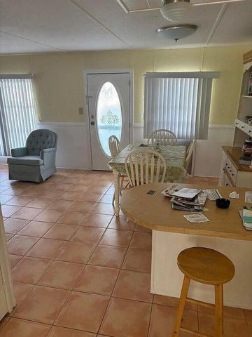 86 El Camino Real, Port St. Lucie, Port St Lucie, FL 34952