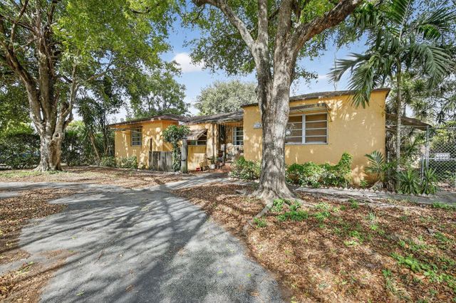 2619 Arthur St, Hollywood, FL 33020