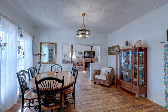 1401 E 5th Ave, Winfield, KS 67156