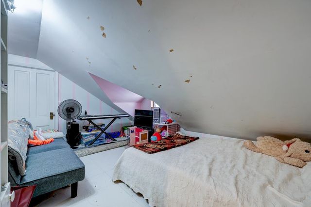 1401 E 5th Ave, Winfield, KS 67156