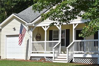 5923 Carter Street, Lula, GA 30554