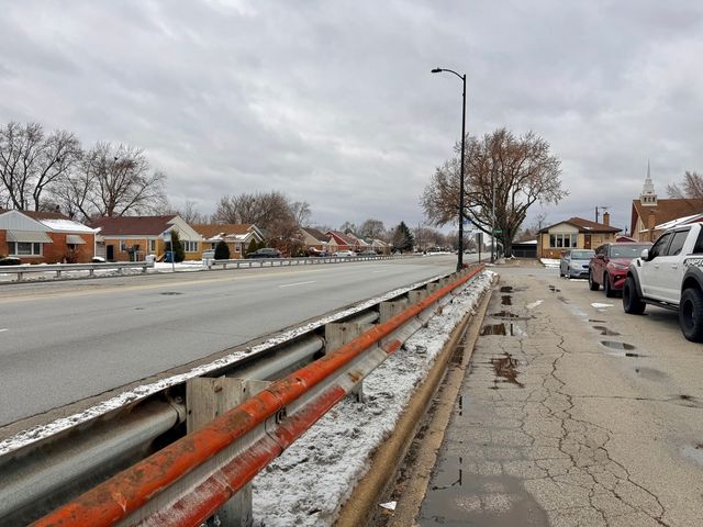 10909 S Pulaski Road, Chicago, IL 60655