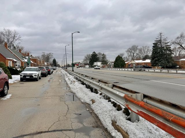 10909 S Pulaski Road, Chicago, IL 60655