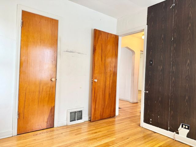 10909 S Pulaski Road, Chicago, IL 60655