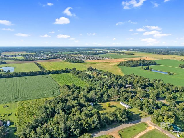 9590 County Road 34, Fairhope, AL 36532