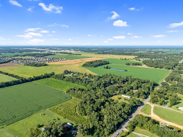 9590 County Road 34, Fairhope, AL 36532