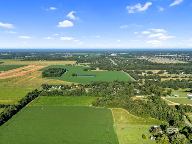 9590 County Road 34, Fairhope, AL 36532