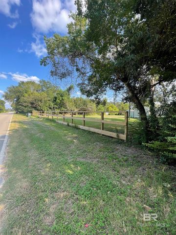 9590 County Road 34, Fairhope, AL 36532