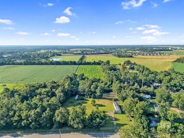 9590 County Road 34, Fairhope, AL 36532