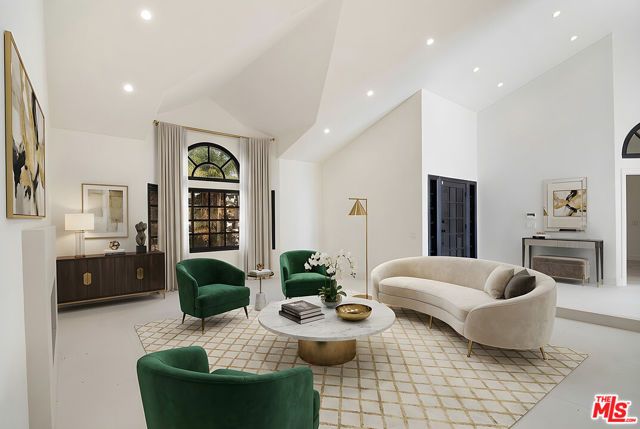 24362 Park Granada, Calabasas, CA 91302