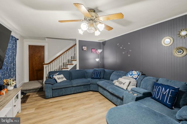 233 E FULTON ST, Ephrata, PA 17522
