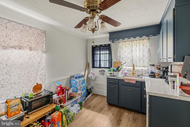 233 E FULTON ST, Ephrata, PA 17522