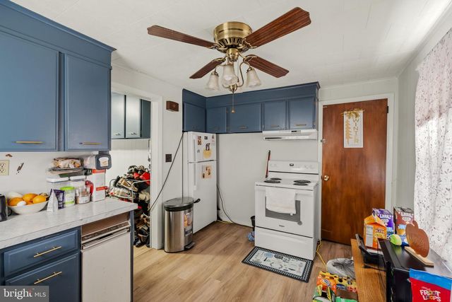 233 E FULTON ST, Ephrata, PA 17522