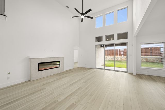 2412 Sparrow Drive, Mansfield, TX 76063