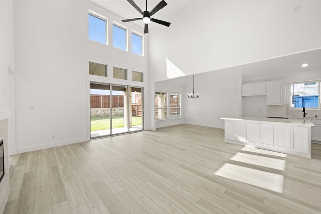 2412 Sparrow Drive, Mansfield, TX 76063