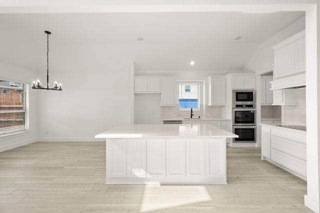 2412 Sparrow Drive, Mansfield, TX 76063