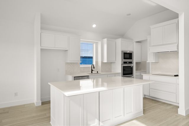 2412 Sparrow Drive, Mansfield, TX 76063