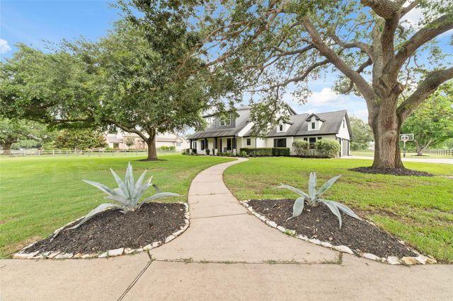 32030 Wendt Park Trace, Fulshear, TX 77441