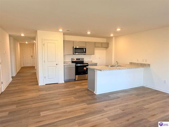 135 Ellis Park, Elizabethtown, KY 42701