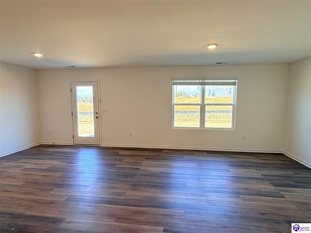 135 Ellis Park, Elizabethtown, KY 42701