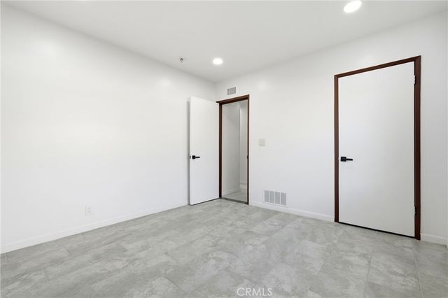 18114 Schoenborn, Northridge, CA 91325