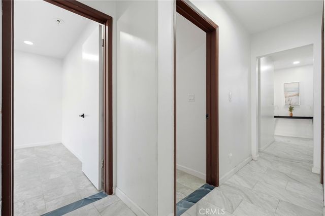 18114 Schoenborn, Northridge, CA 91325