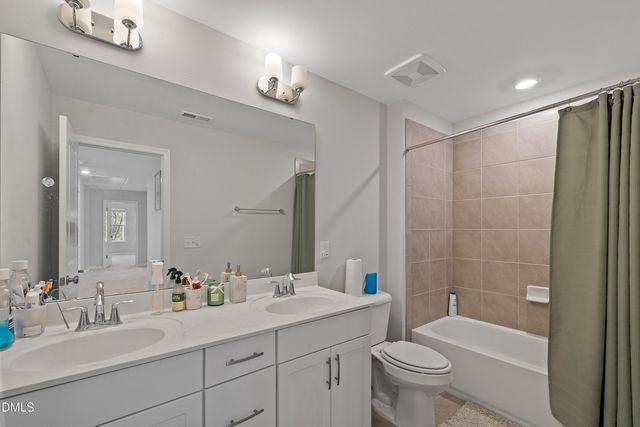 2267 Grants Pass Station, Apex, NC 27502