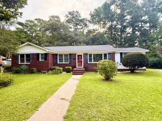 201 Center Street, Walterboro, SC 29488