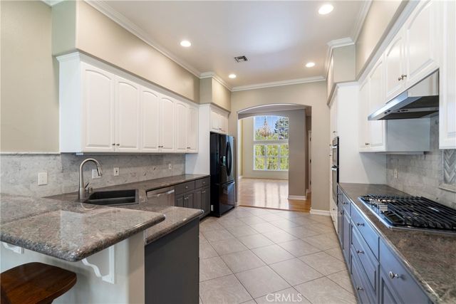 251 S Skyline, Thousand Oaks, CA 91361