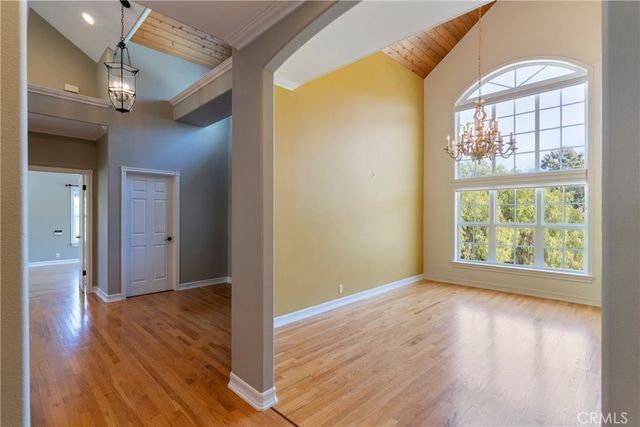 251 S Skyline, Thousand Oaks, CA 91361