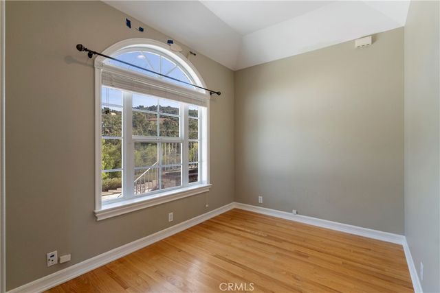 251 S Skyline, Thousand Oaks, CA 91361