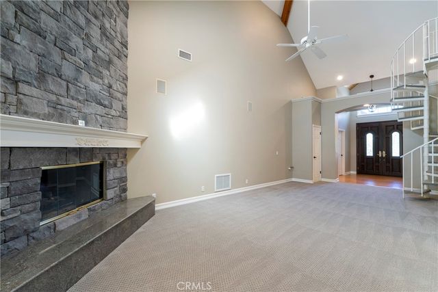 251 S Skyline, Thousand Oaks, CA 91361