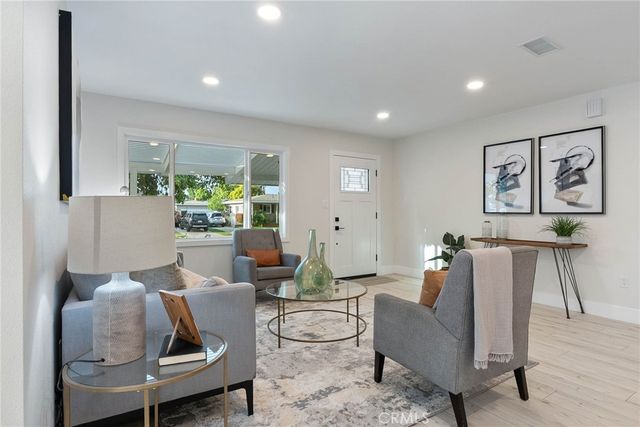 6300 E Fairbrook, Long Beach, CA 90815