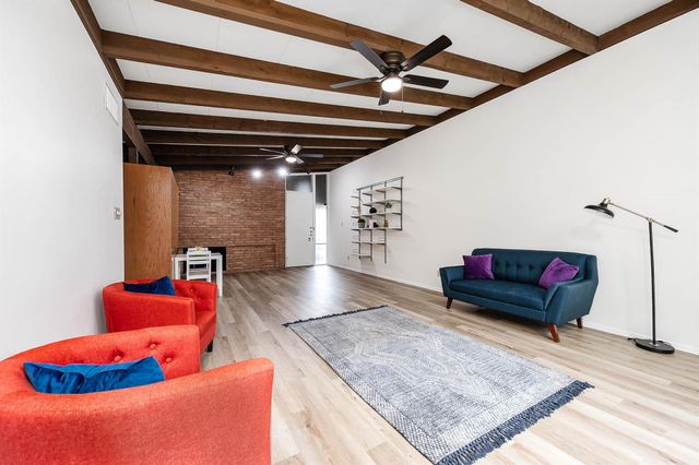 5220 Memorial Drive 5220, Houston, TX 77007