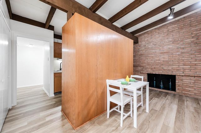 5220 Memorial Drive 5220, Houston, TX 77007