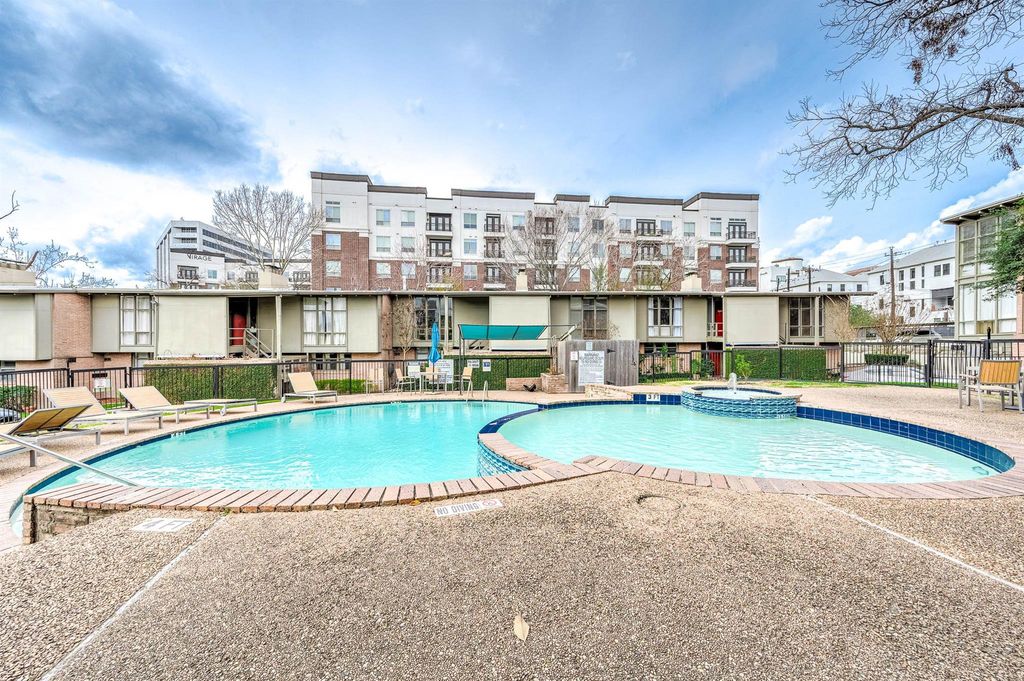 5220 Memorial Drive 5220, Houston, TX 77007