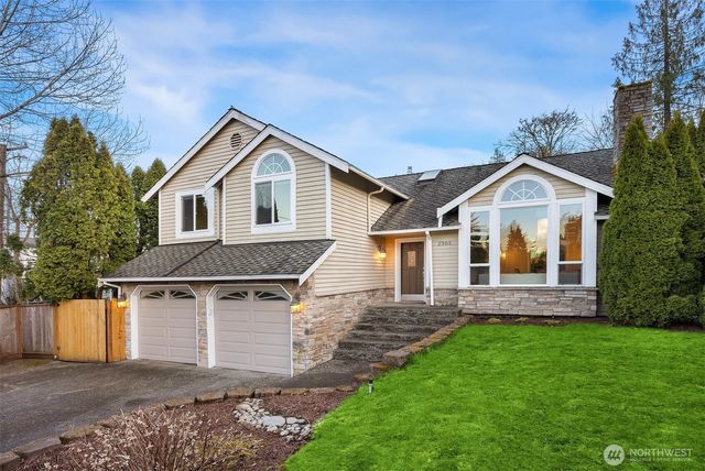 2305 NW Oakcrest Drive, Issaquah, WA 98027