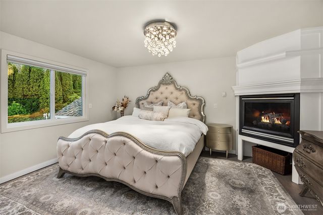 2305 NW Oakcrest Drive, Issaquah, WA 98027