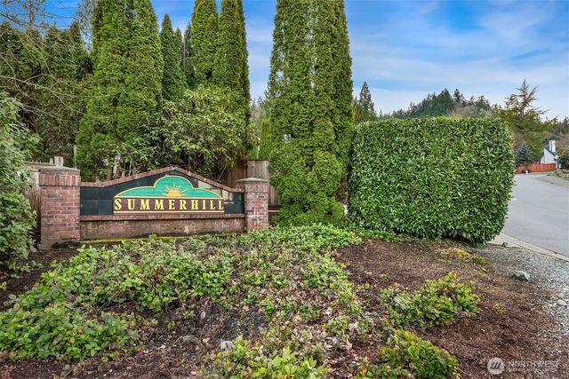 2305 NW Oakcrest Drive, Issaquah, WA 98027