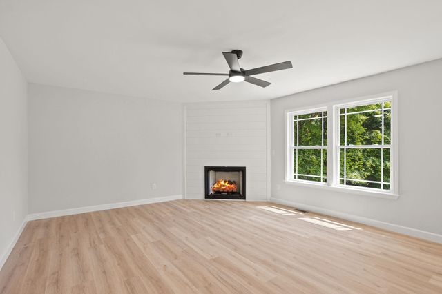 7 Lyman Lake Road, Lyman, SC 29369