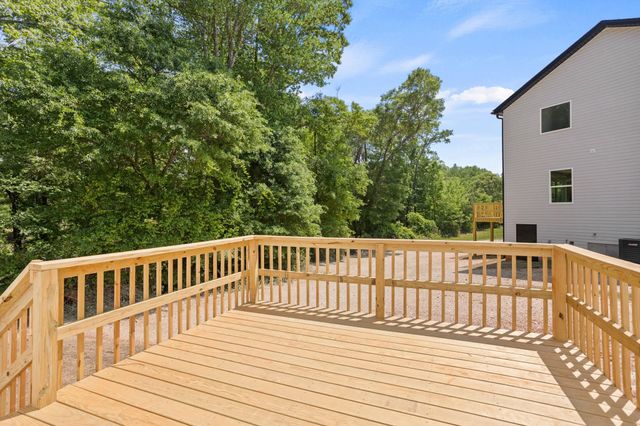 7 Lyman Lake Road, Lyman, SC 29369