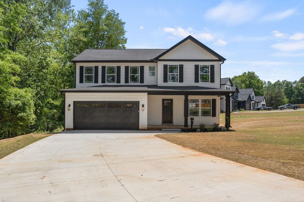 7 Lyman Lake Road, Lyman, SC 29369