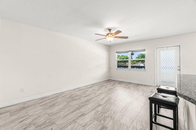 239 Ventnor Q, Deerfield Beach, FL 33442