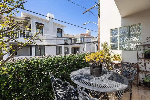 433 Marine B, Manhattan Beach, CA 90266