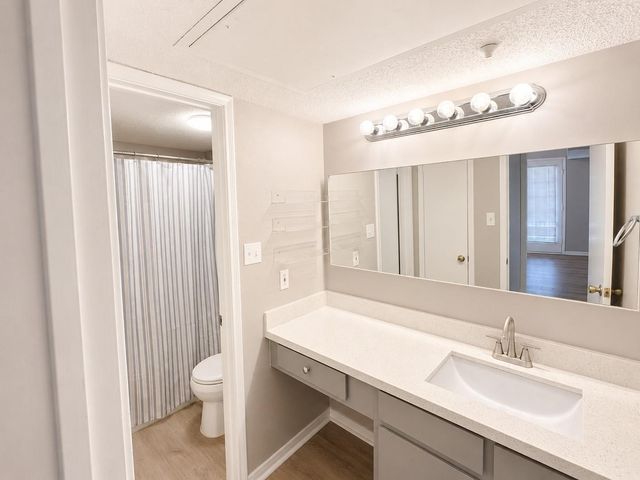 2121 Hepburn Street 810, Houston, TX 77054