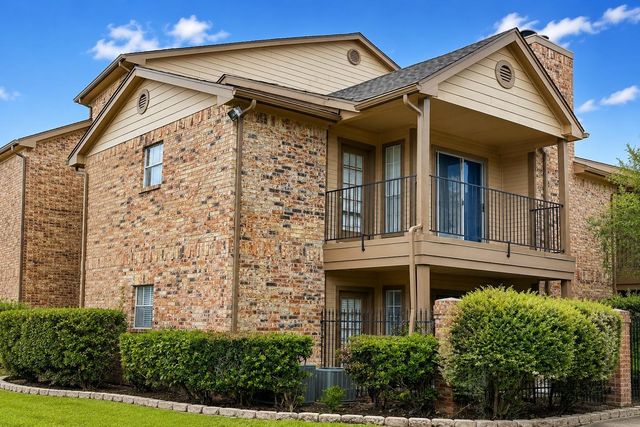 2121 Hepburn Street 810, Houston, TX 77054