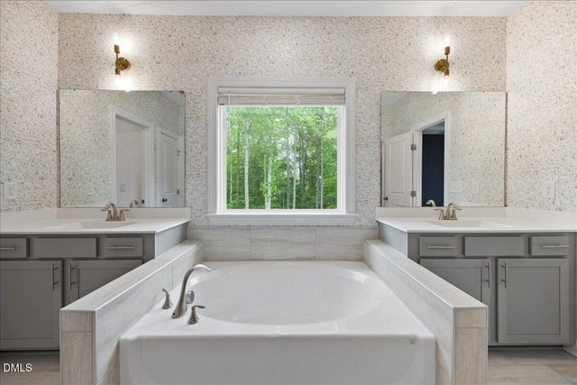 138 Legacy Falls Drive S, Chapel Hill, NC 27517