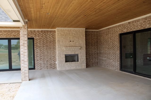 2016 Pinetree Post, Weatherford, TX 76087