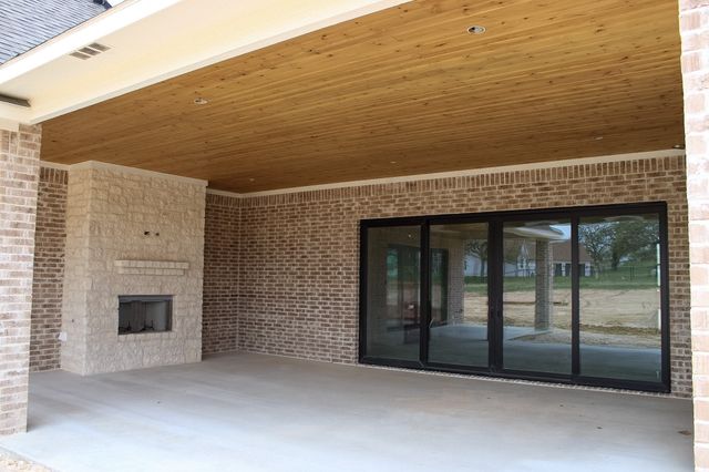 2016 Pinetree Post, Weatherford, TX 76087